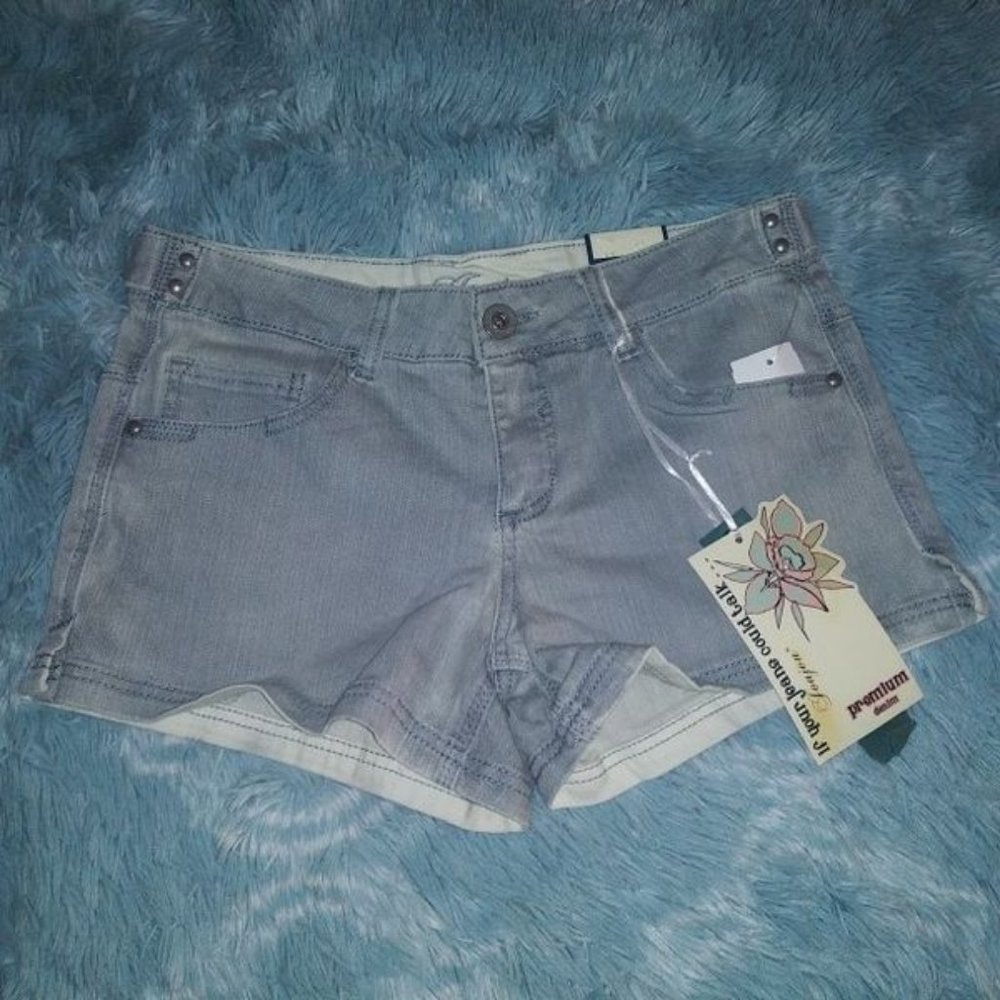 Joujou premium denim pale blue shorts size 11/12
